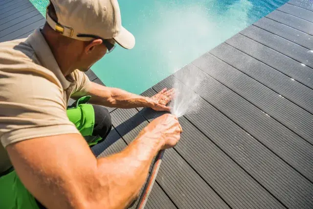 Los Angeles Pool Cleaning Service